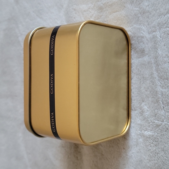 Godiva Limited Edition Discontinued Tin   Storage Boxes - Picture 3 of 3